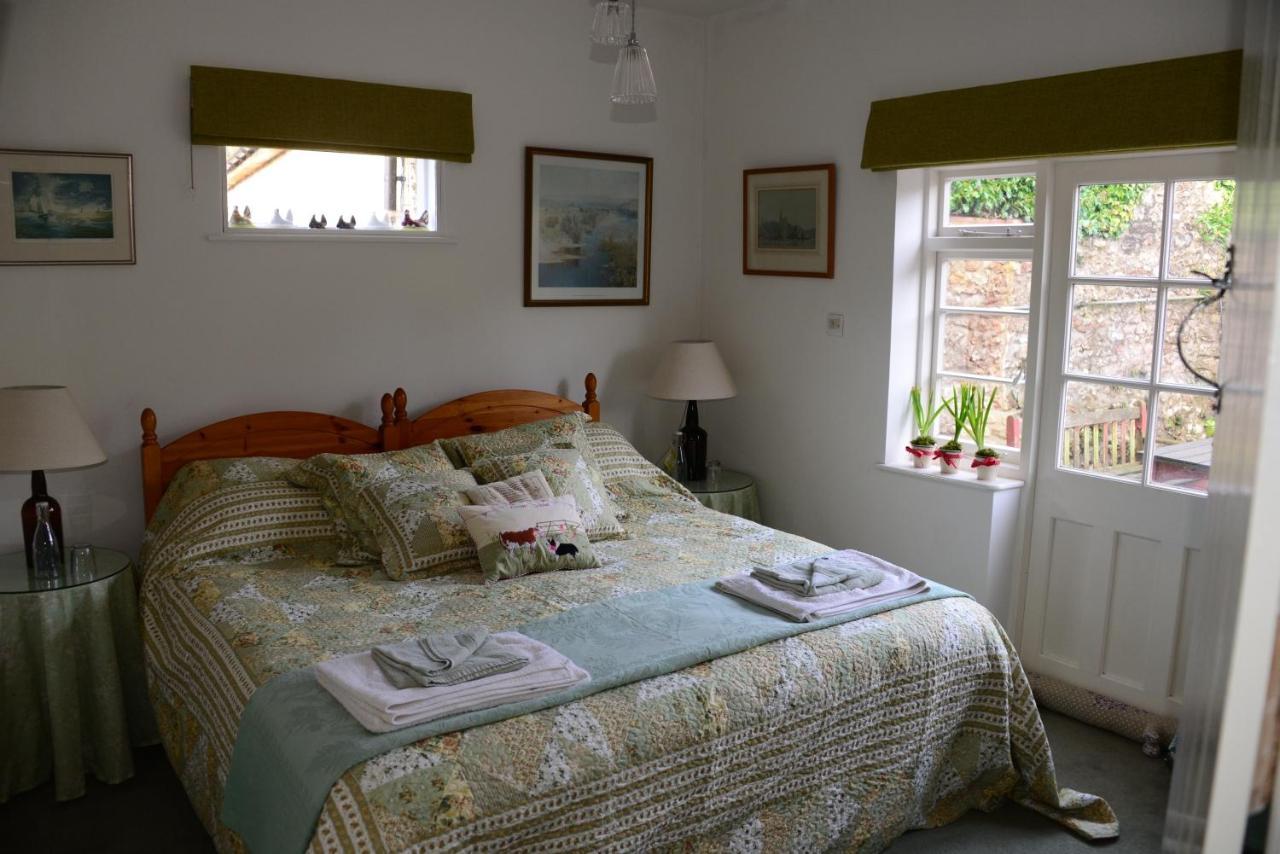 Middle Farm Cottage 韦尔斯 外观 照片